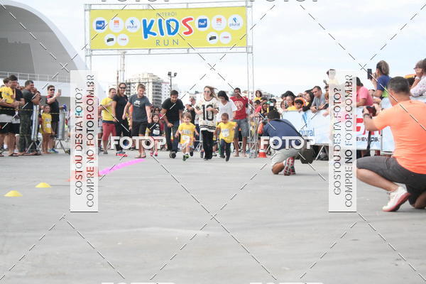 Buy your photos of the eventNiteri Kids Run on Fotop