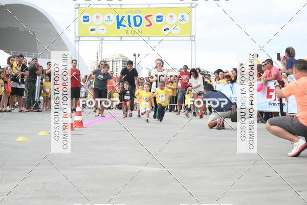Buy your photos of the eventNiteri Kids Run on Fotop