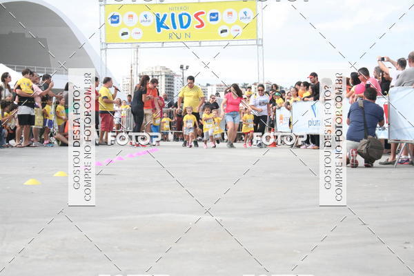 Buy your photos of the eventNiteri Kids Run on Fotop
