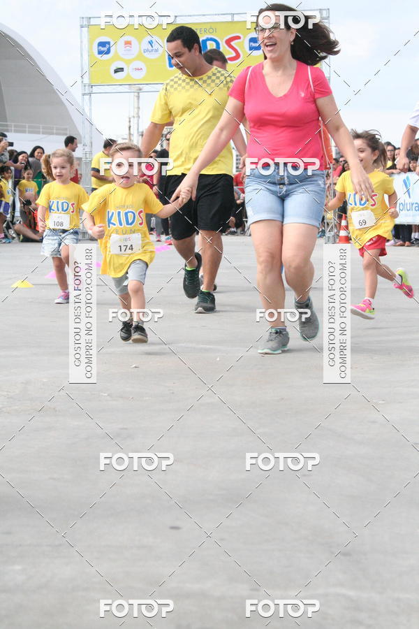 Buy your photos of the eventNiteri Kids Run on Fotop