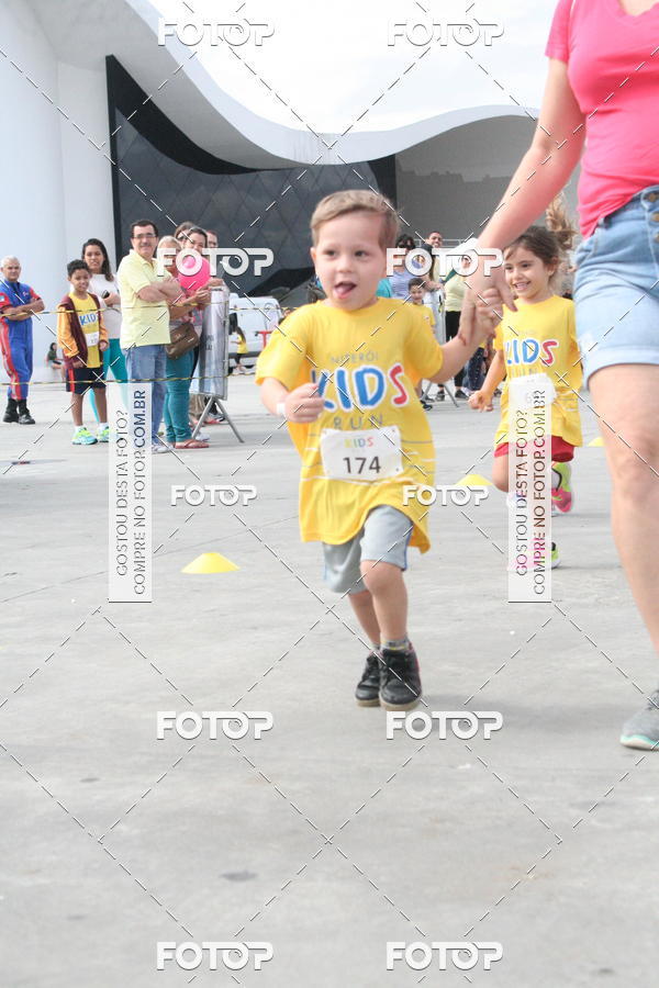 Buy your photos of the eventNiteri Kids Run on Fotop