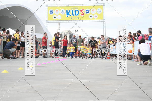 Buy your photos of the eventNiteri Kids Run on Fotop