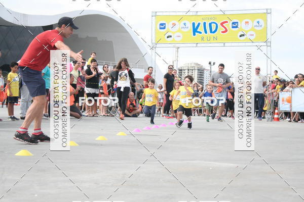 Buy your photos of the eventNiteri Kids Run on Fotop