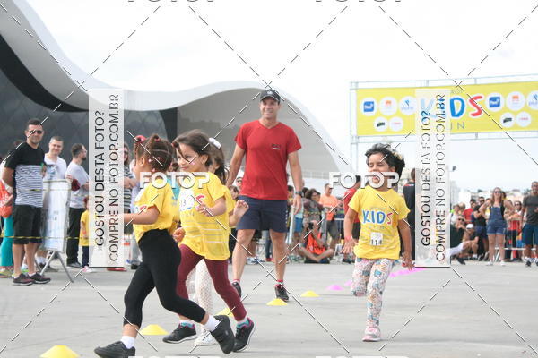 Buy your photos of the eventNiteri Kids Run on Fotop