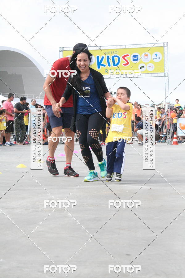 Buy your photos of the eventNiteri Kids Run on Fotop