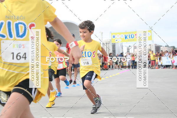 Buy your photos of the eventNiteri Kids Run on Fotop