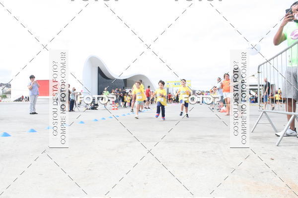 Buy your photos of the eventNiteri Kids Run on Fotop