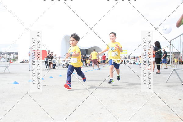 Buy your photos of the eventNiteri Kids Run on Fotop