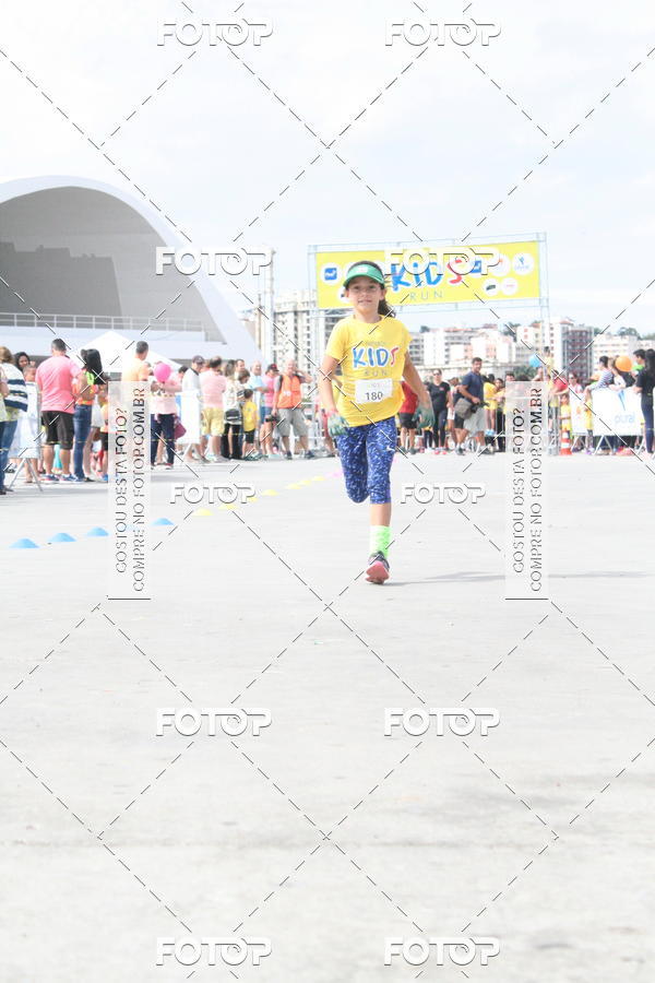 Buy your photos of the eventNiteri Kids Run on Fotop