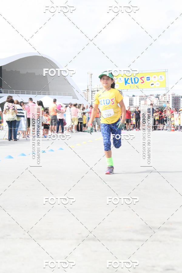 Buy your photos of the eventNiteri Kids Run on Fotop