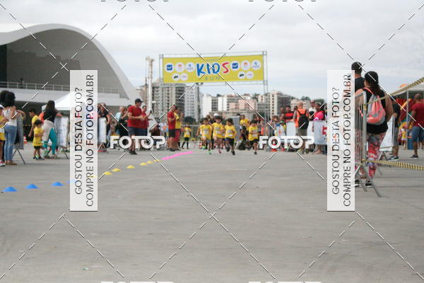 Buy your photos of the eventNiteri Kids Run on Fotop