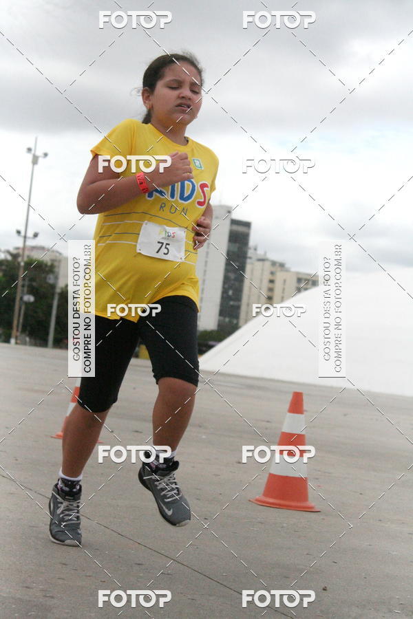 Buy your photos of the eventNiteri Kids Run on Fotop
