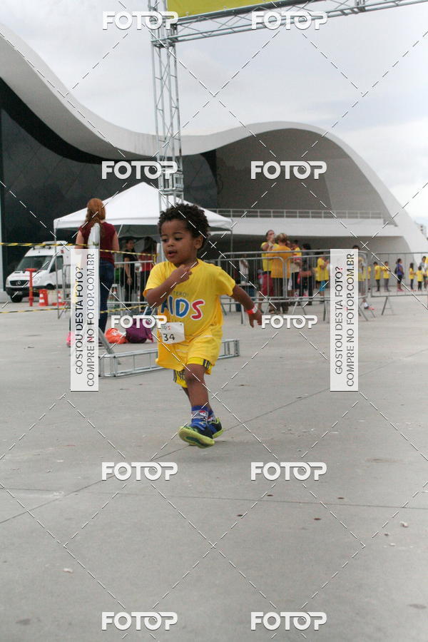 Buy your photos of the eventNiteri Kids Run on Fotop