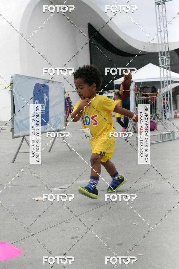 Buy your photos of the eventNiteri Kids Run on Fotop
