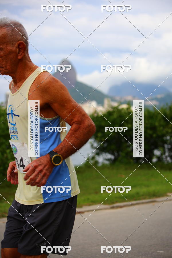 Buy your photos of the eventCORRER  SADE! ETAPA LAGOA RODRIGO DE FREITAS on Fotop