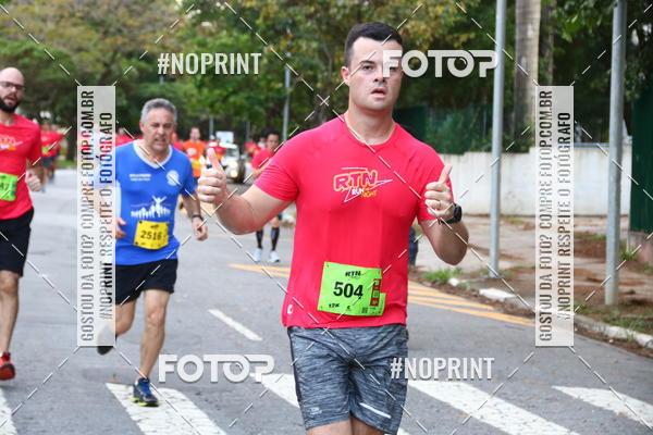 Buy your photos of the eventRun The Night SP on Fotop