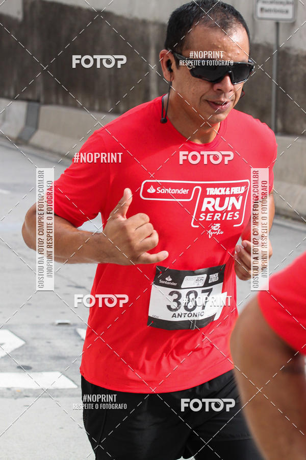 Buy your photos of the eventSANTANDER TRACK&FIELD RUN SERIES AquaRio on Fotop