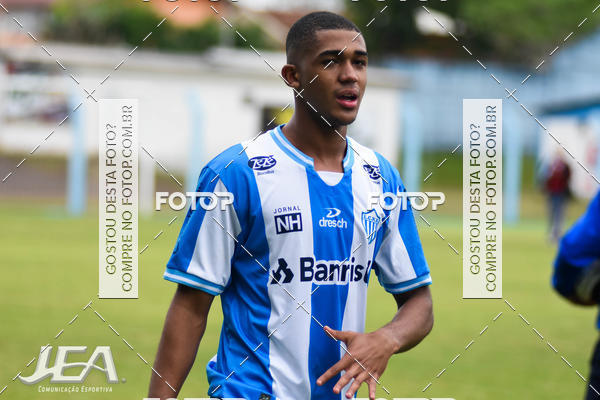 Buy your photos of the eventBASE NH on Fotop