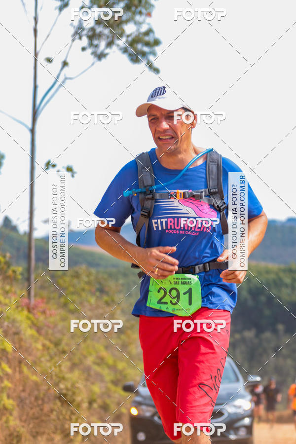 Buy your photos of the event11 Meia Maratona das guas - Poos / Pocinhos on Fotop