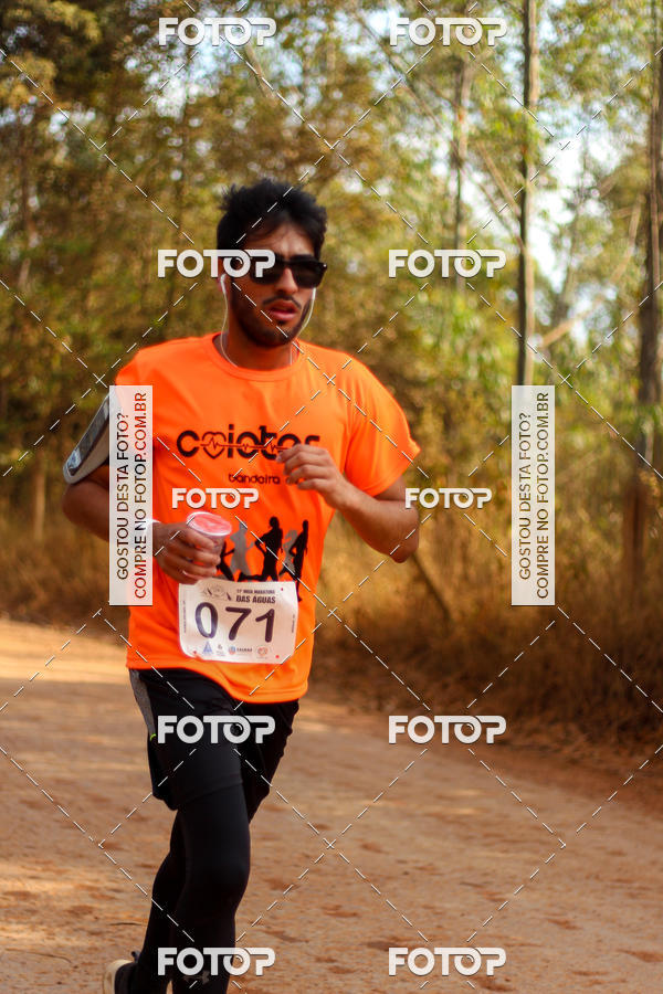 Buy your photos of the event11 Meia Maratona das guas - Poos / Pocinhos on Fotop