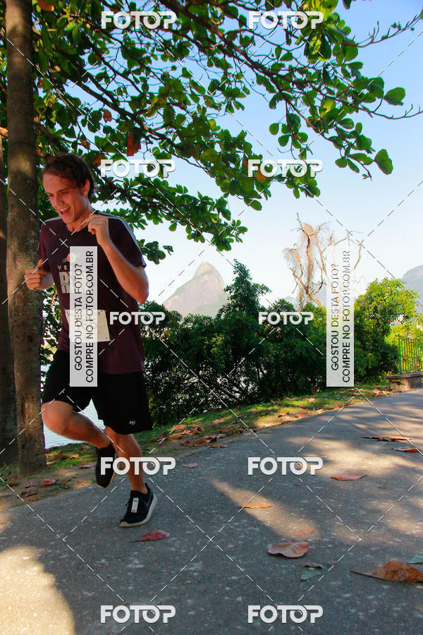 Buy your photos of the eventVelox Run on Fotop