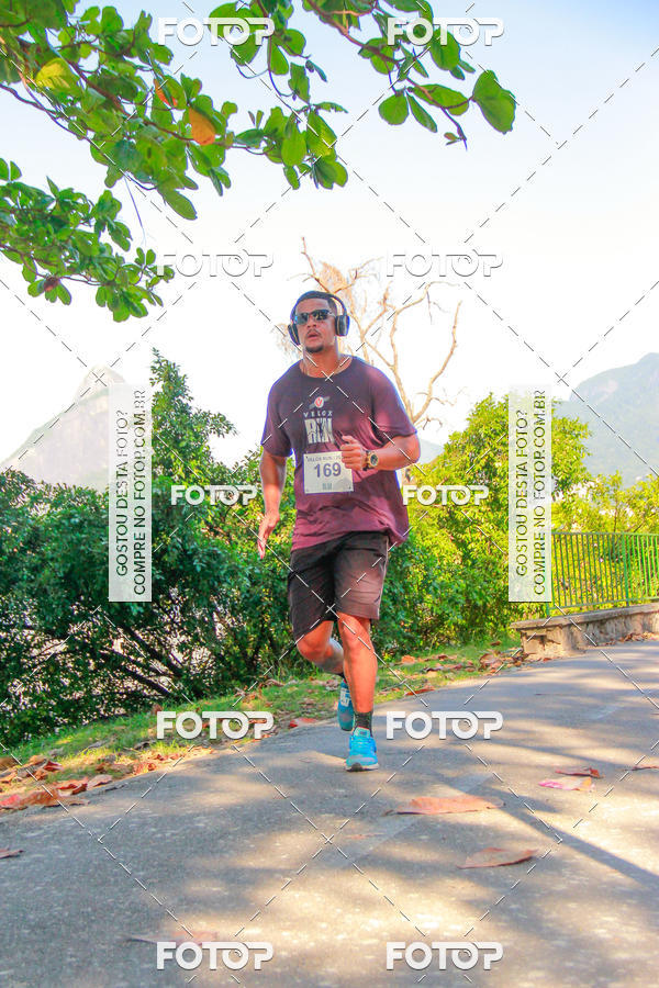 Buy your photos of the eventVelox Run on Fotop