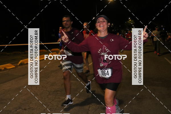 Buy your photos of the eventNight Run 2018 - Etapa Rock on Fotop
