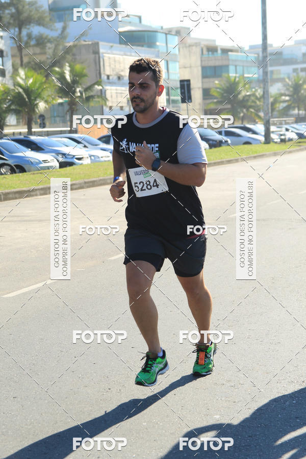 Buy your photos of the eventValverde Runner on Fotop