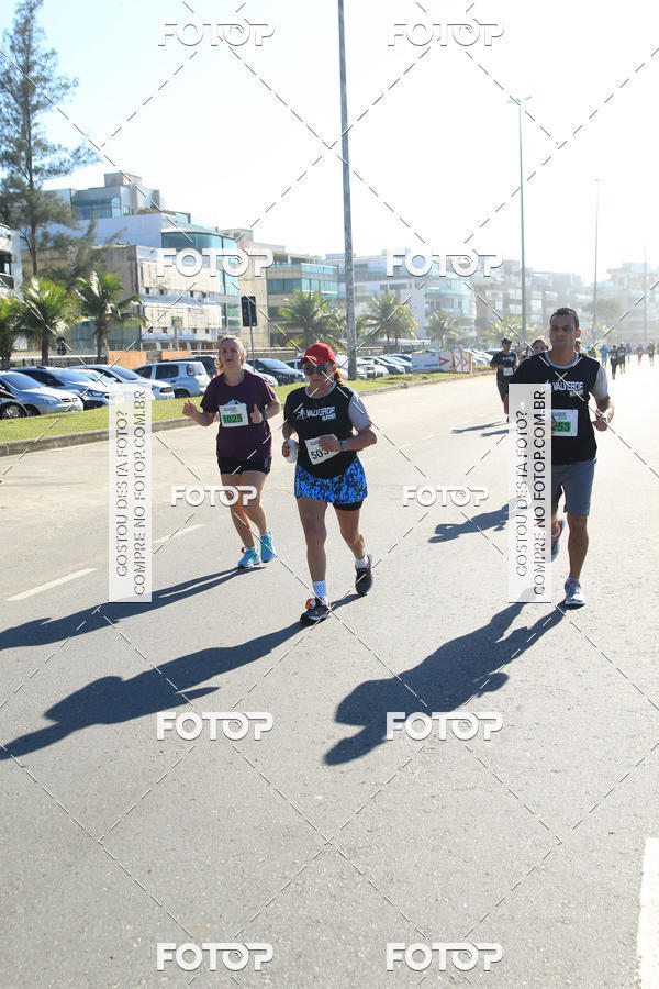 Buy your photos of the eventValverde Runner on Fotop