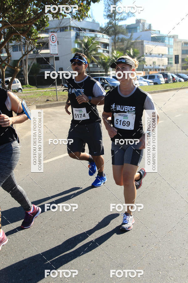 Buy your photos of the eventValverde Runner on Fotop