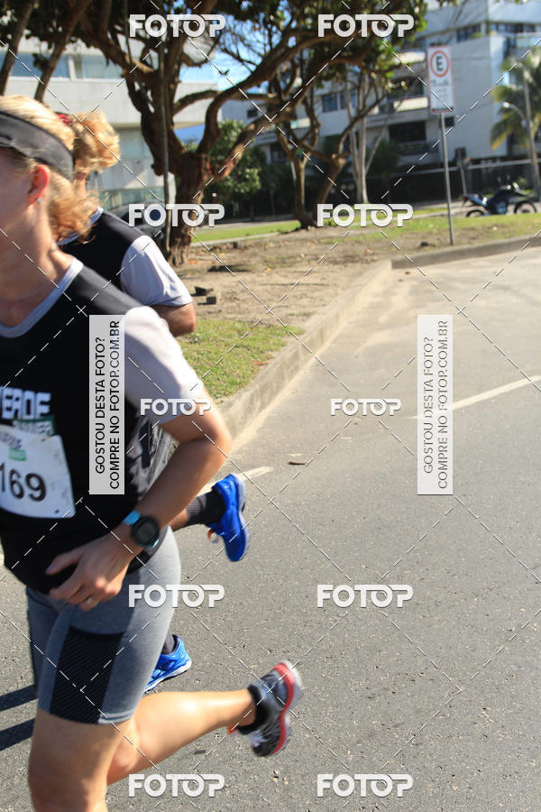 Buy your photos of the eventValverde Runner on Fotop