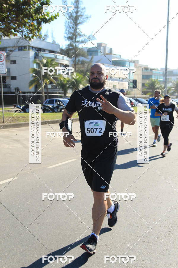 Buy your photos of the eventValverde Runner on Fotop