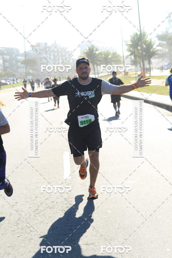 Buy your photos of the eventValverde Runner on Fotop