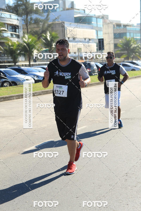 Buy your photos of the eventValverde Runner on Fotop