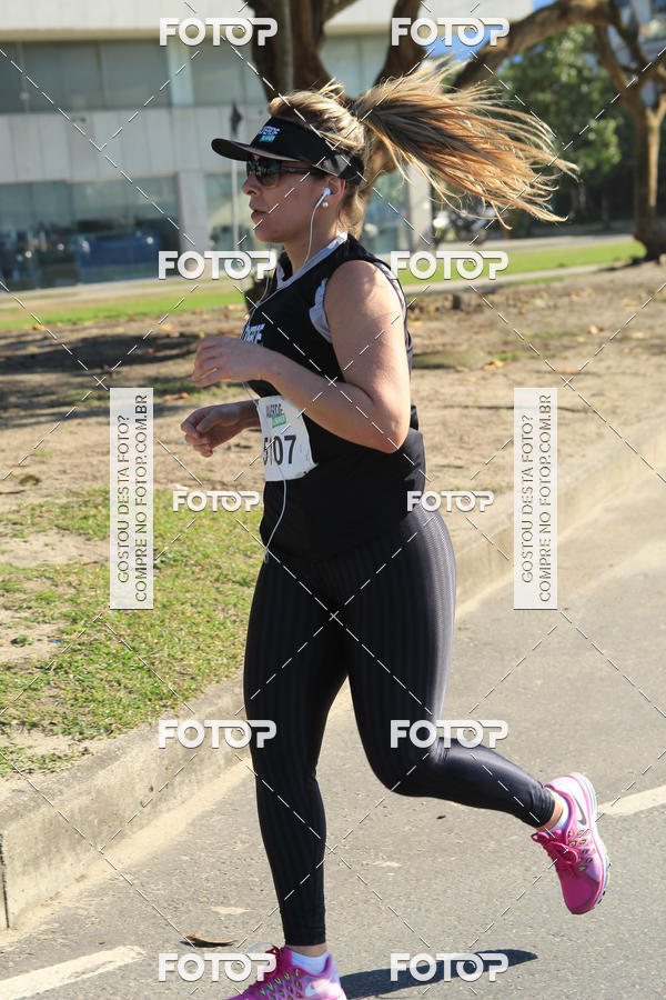 Buy your photos of the eventValverde Runner on Fotop