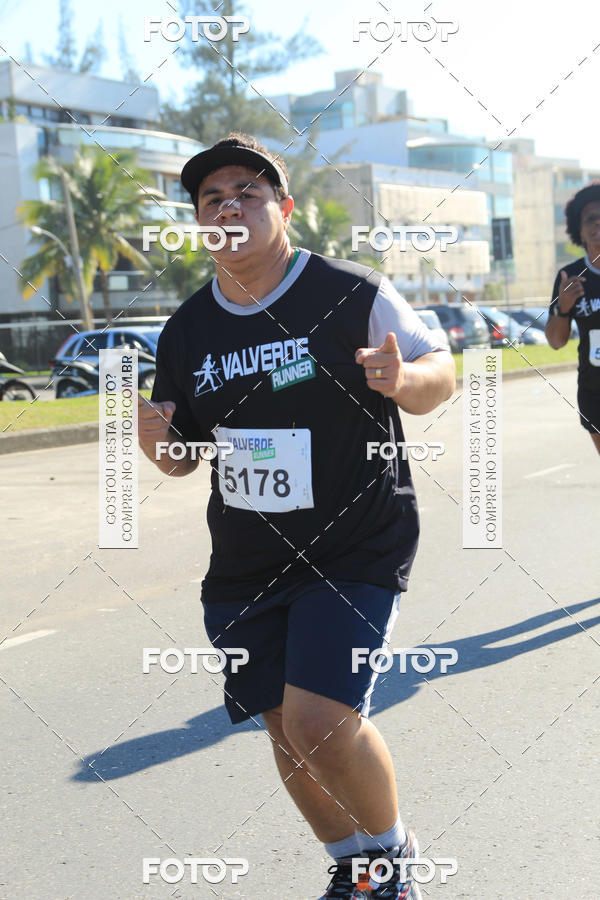 Buy your photos of the eventValverde Runner on Fotop