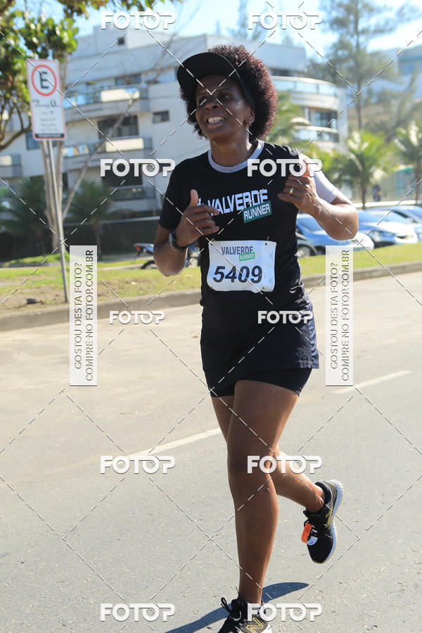 Buy your photos of the eventValverde Runner on Fotop