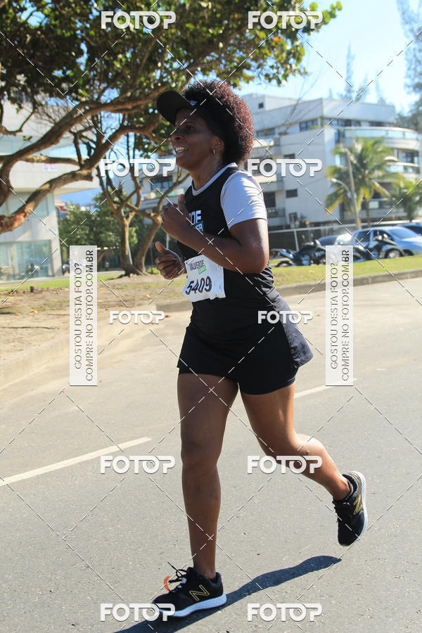 Buy your photos of the eventValverde Runner on Fotop
