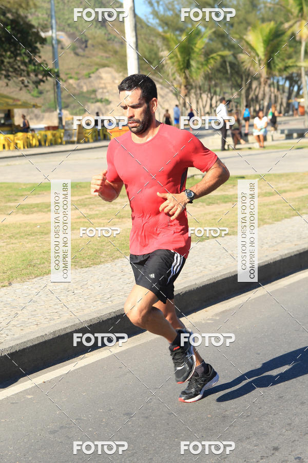 Buy your photos of the eventValverde Runner on Fotop