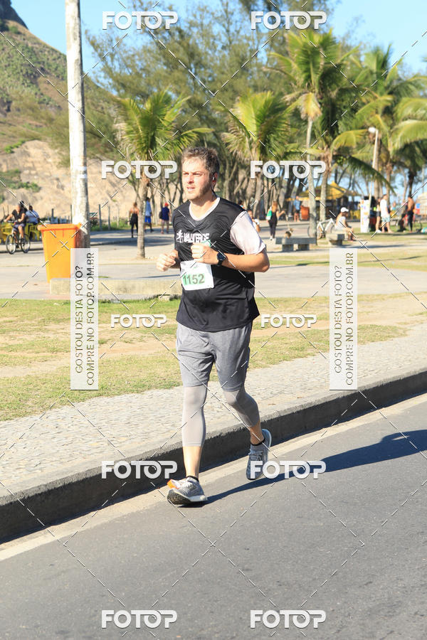 Buy your photos of the eventValverde Runner on Fotop