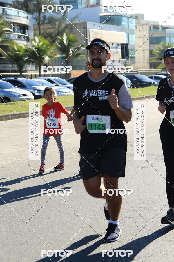 Buy your photos of the eventValverde Runner on Fotop
