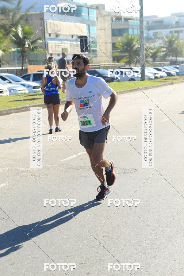 Buy your photos of the eventValverde Runner on Fotop
