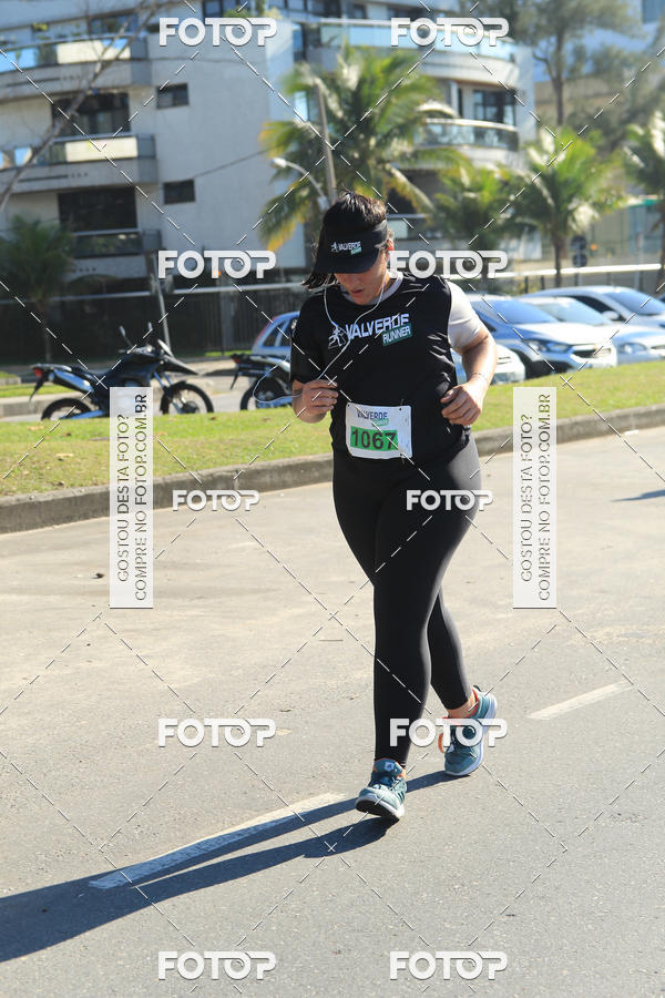 Buy your photos of the eventValverde Runner on Fotop