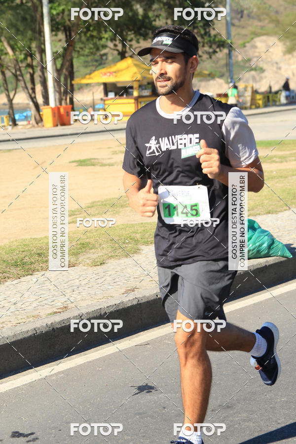 Buy your photos of the eventValverde Runner on Fotop