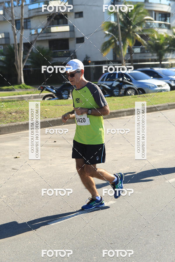 Buy your photos of the eventValverde Runner on Fotop