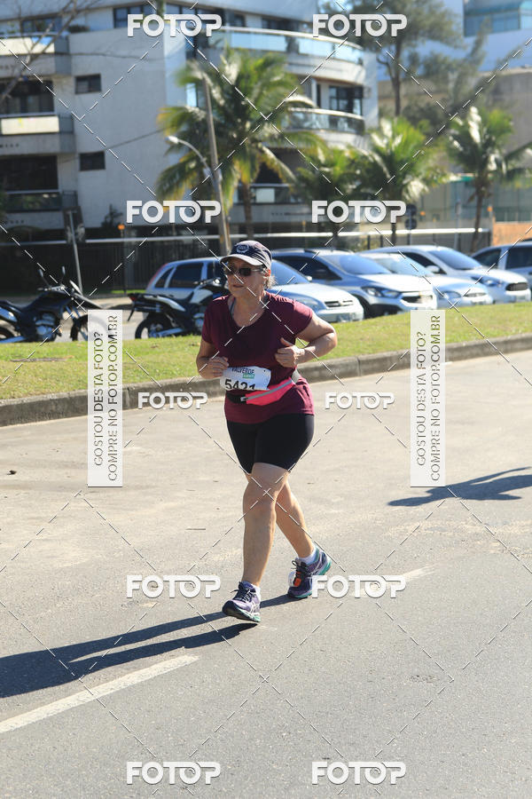 Buy your photos of the eventValverde Runner on Fotop