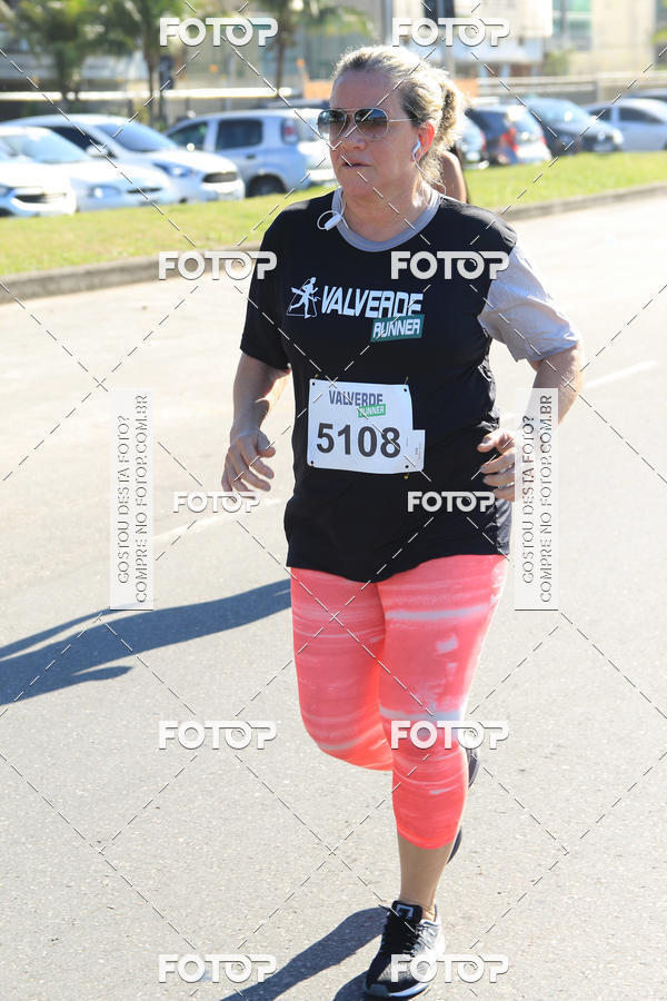 Buy your photos of the eventValverde Runner on Fotop
