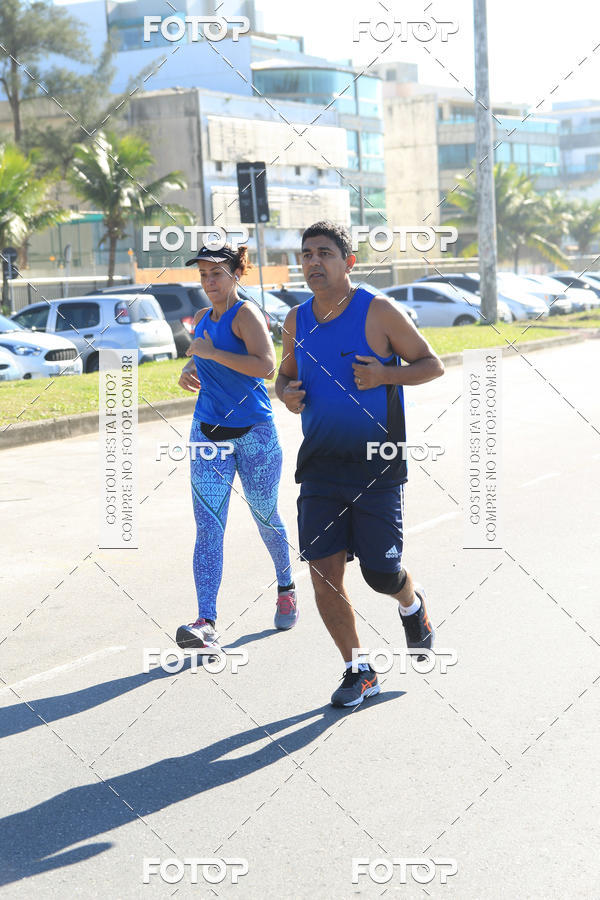 Buy your photos of the eventValverde Runner on Fotop
