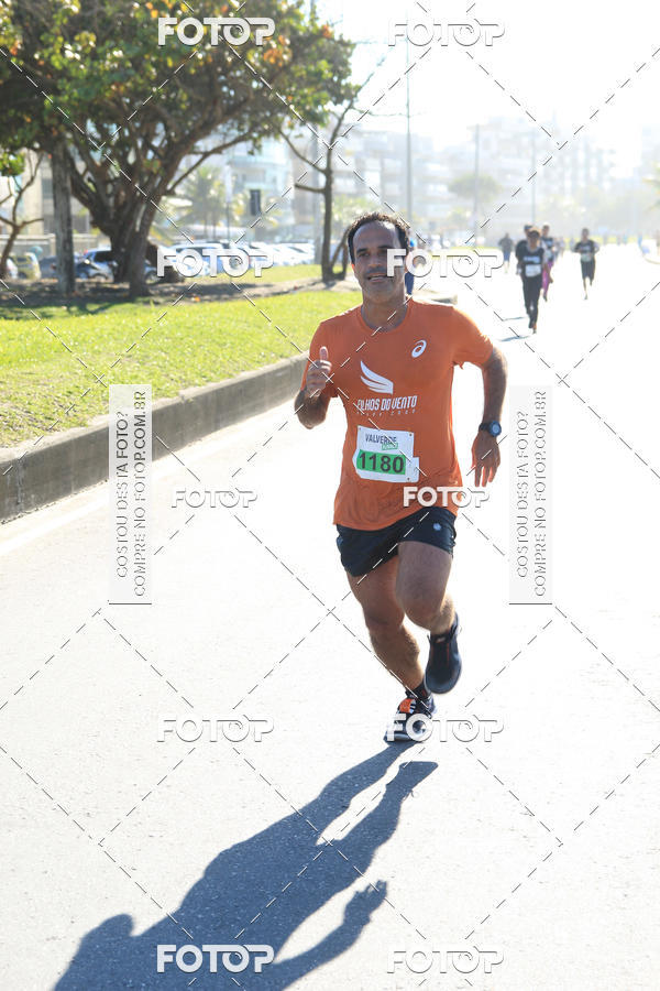 Buy your photos of the eventValverde Runner on Fotop