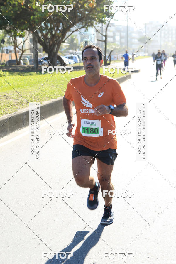Buy your photos of the eventValverde Runner on Fotop